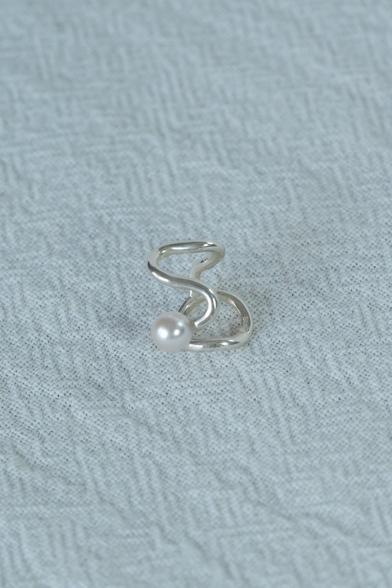 Hooked Light Ear Cuff