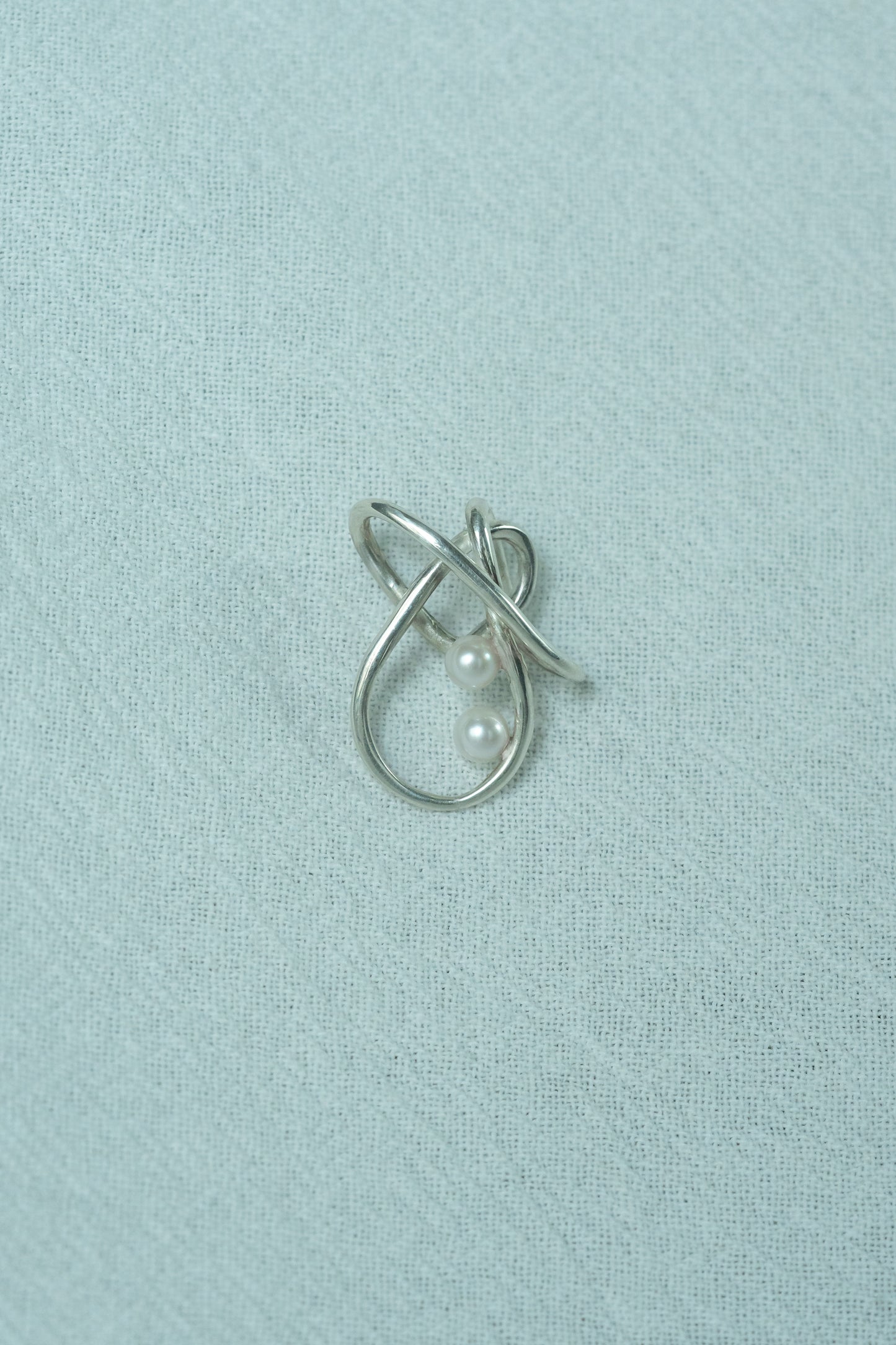 Loop Drop Double Pearl Stud