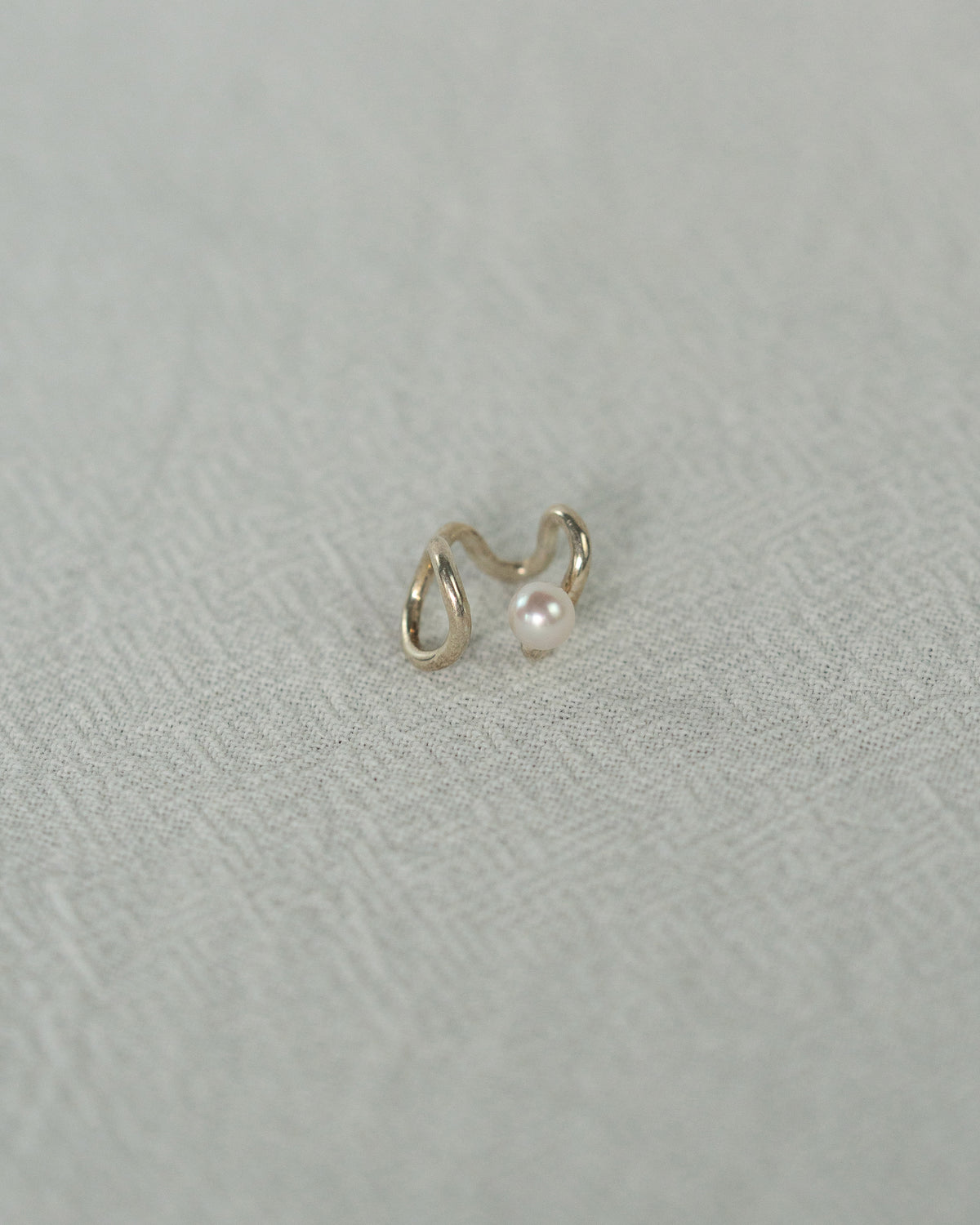 Hooked Light Ear Cuff#004