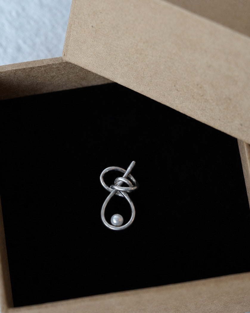 Tether Earrings#008